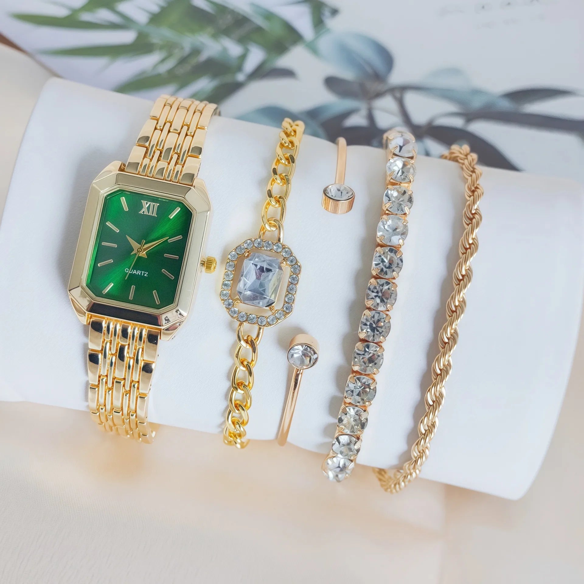 4pcs Women's Classic Gold Plated Set Engagement Gift