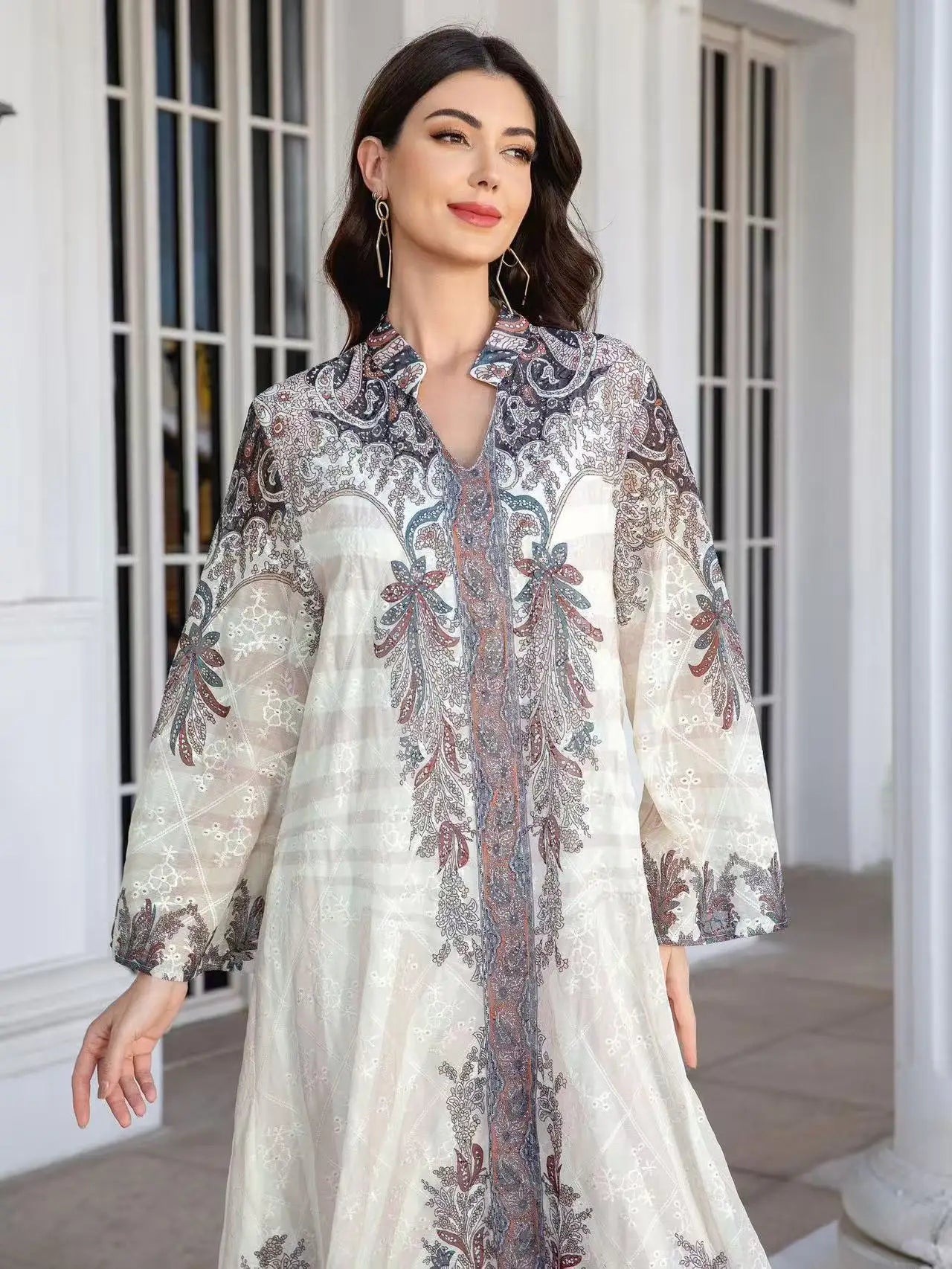Muslim Women's Gown Embroidered Cloth Hot Diamond