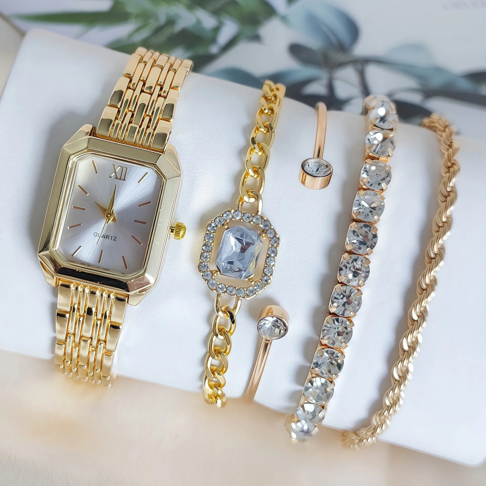 4pcs Women's Classic Gold Plated Set Engagement Gift