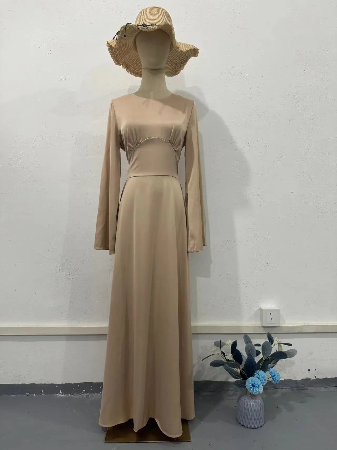 Elegant Floor Length Abaya for Women’s