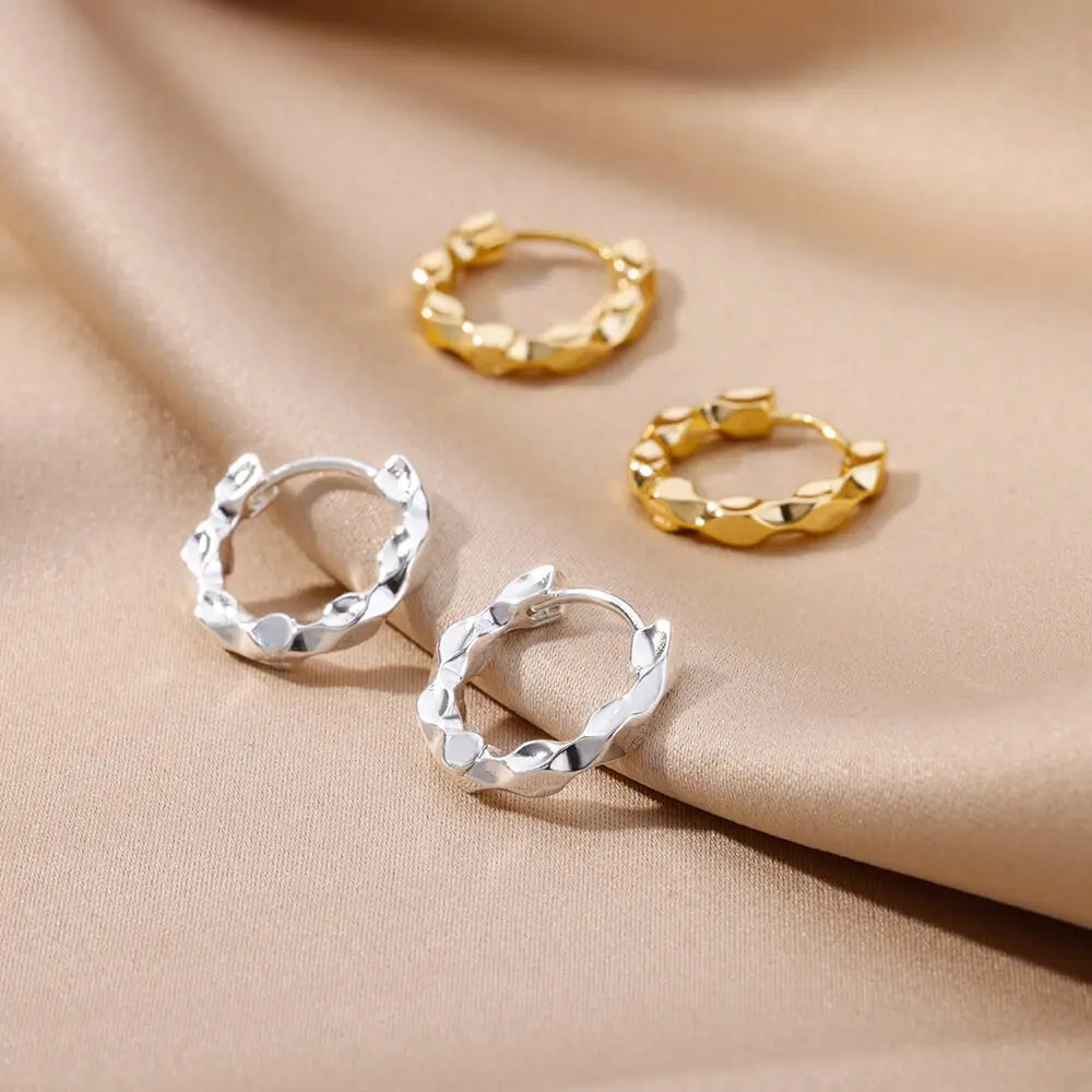 Elegant Round Ear rings for Girls