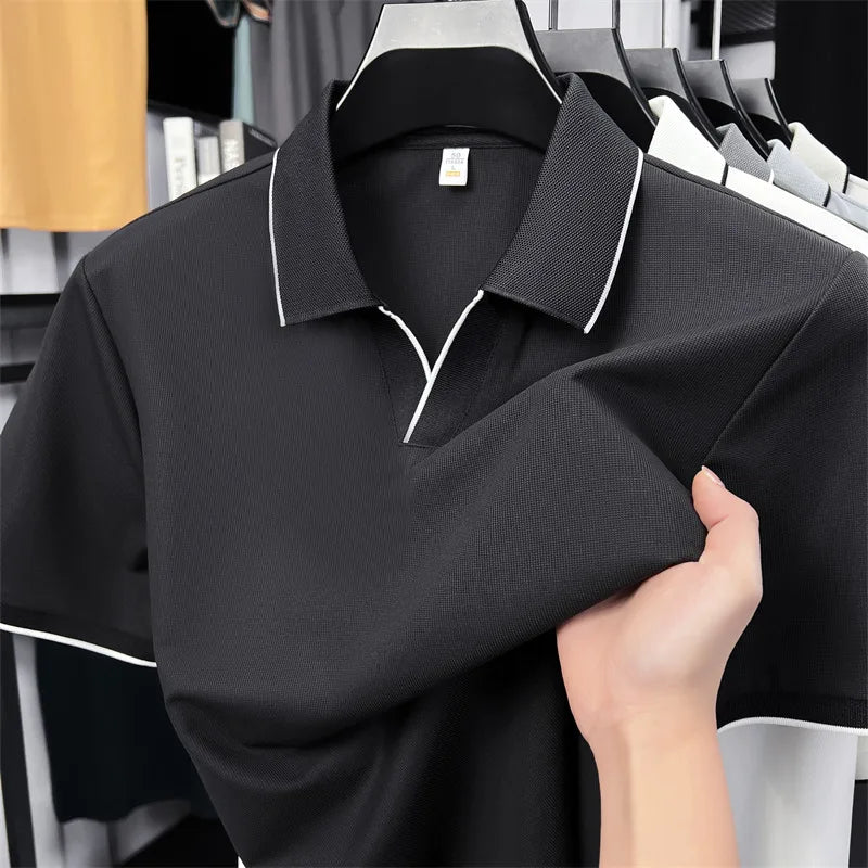 Light luxury T-shirt for men's wear