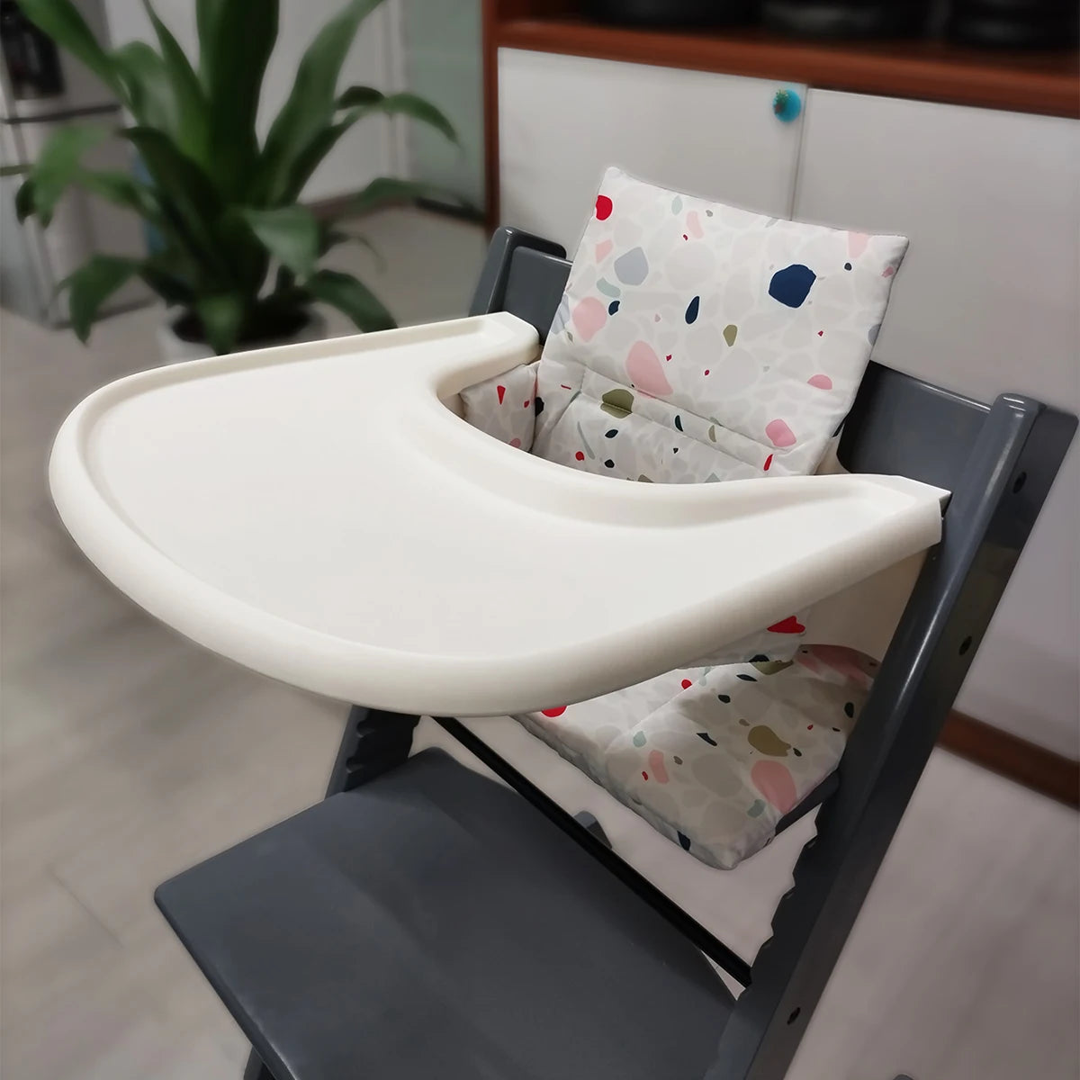 Baby Seat Tray For Stokke Tripp Trapp Highchair Used As A Snack Plate or Toy Tray Storage Rack Vacuum Adsorption