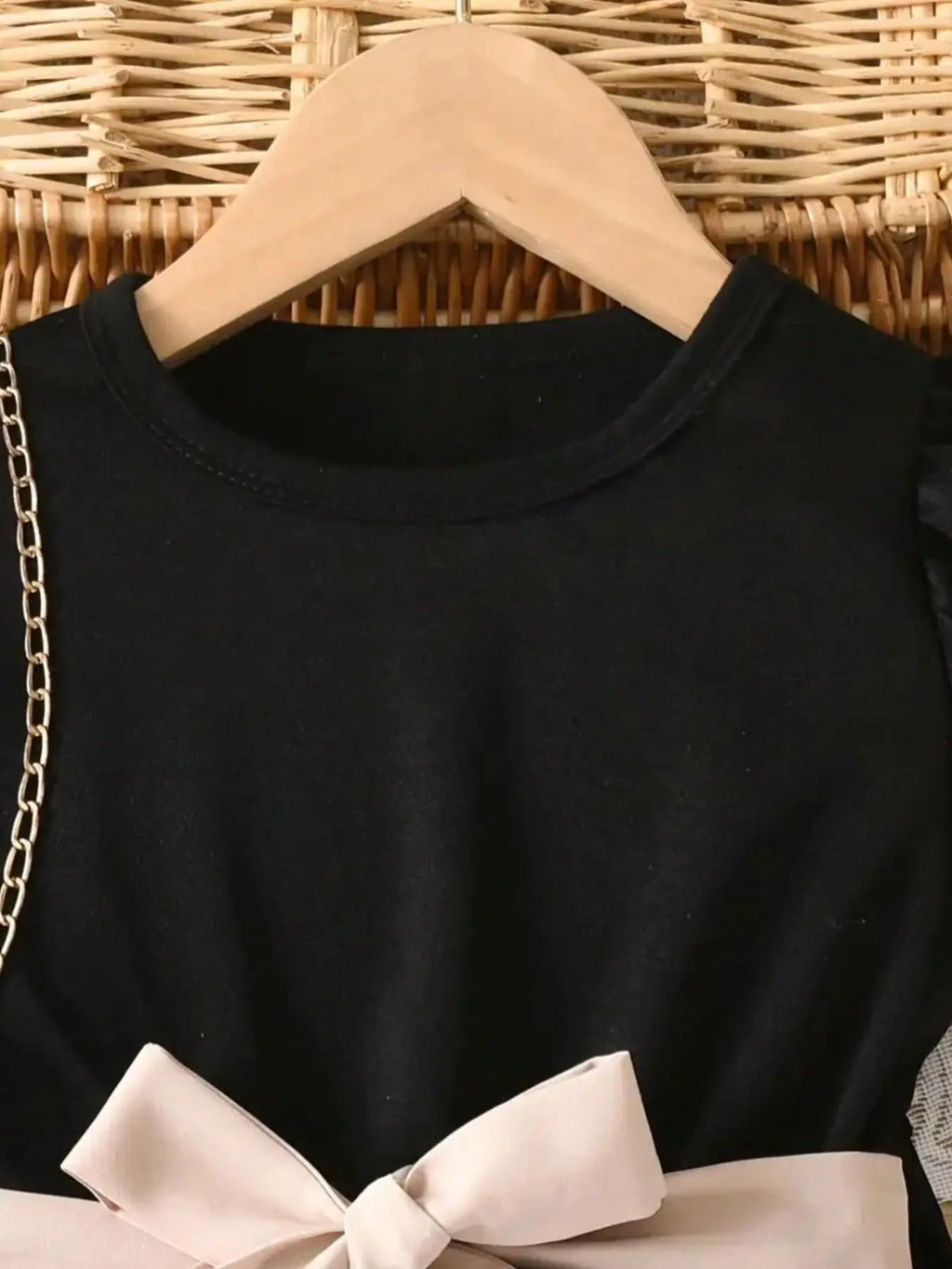Casual and elegant summer short for princess